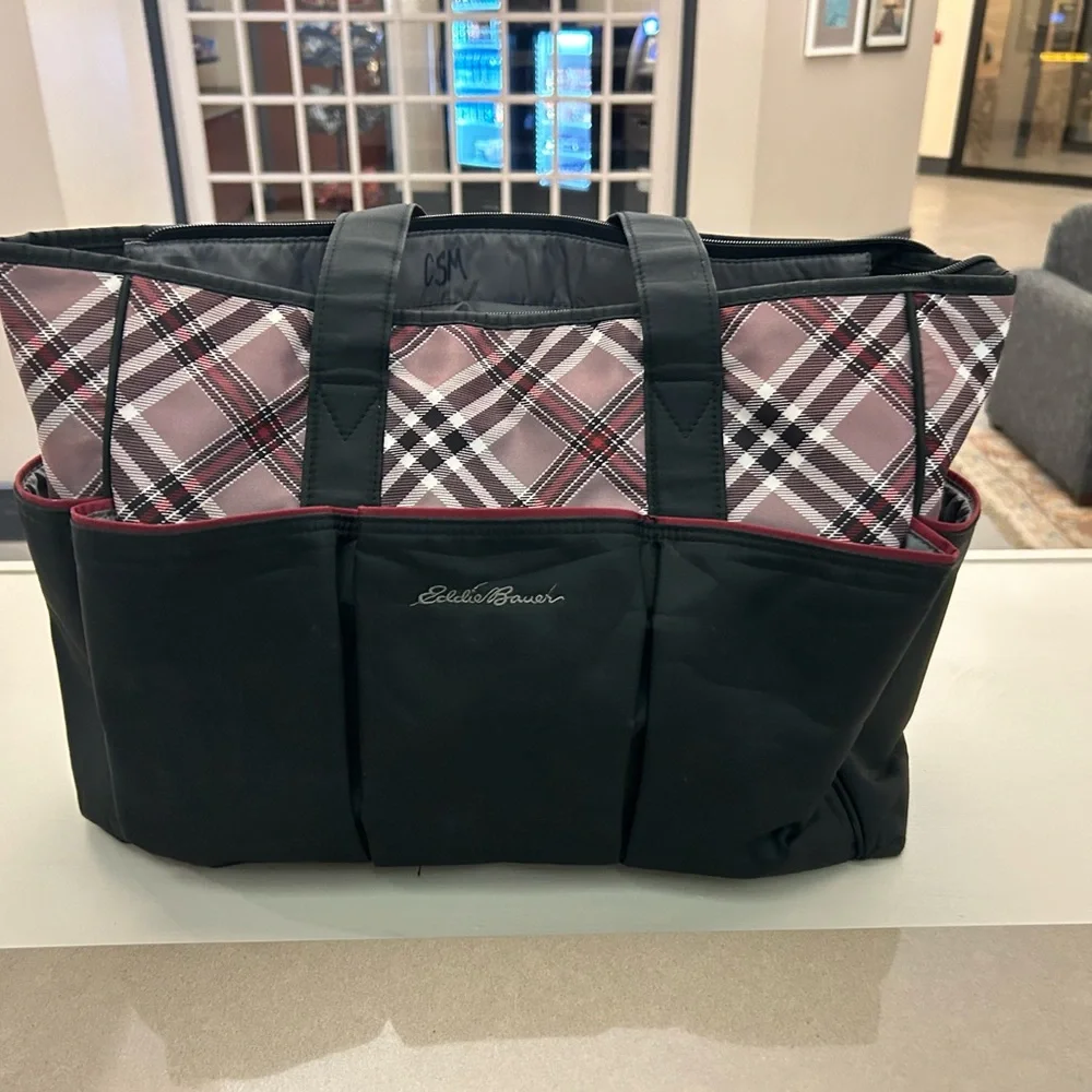 Eddie Bauer Black and Red Duffel Bag with Mesh Panels-like new